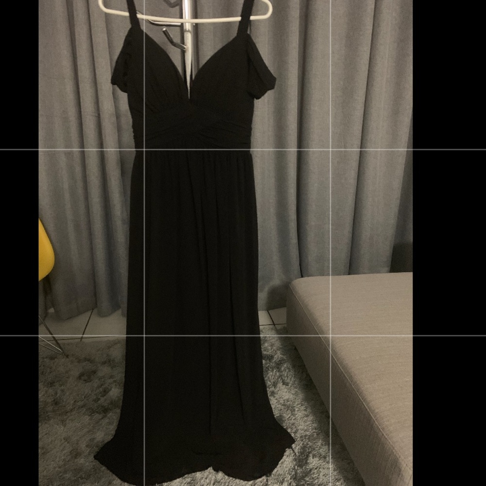 Black Beautiful Dress - Picture 4 of 5